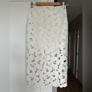 H&M White Floral Laser-Cut Pencil Skirt